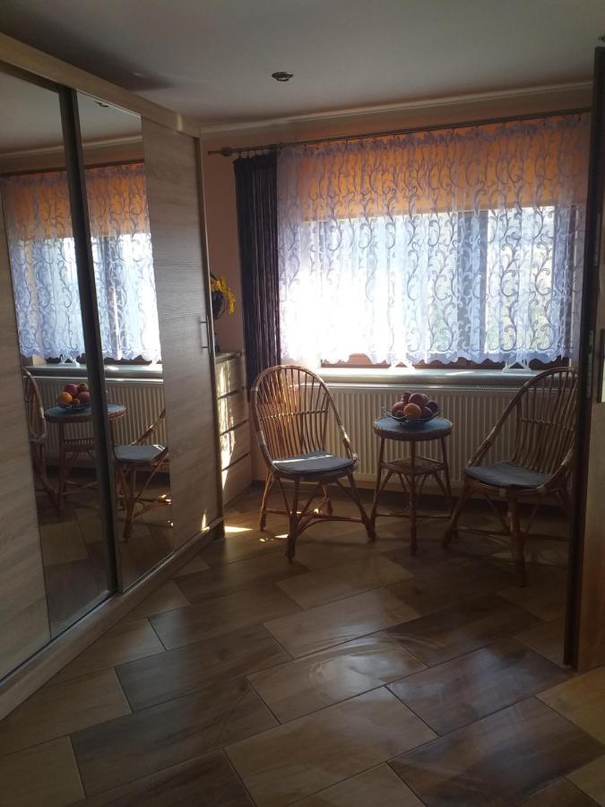 Domek Caloroczny "U Haliny" Mutne Exterior photo